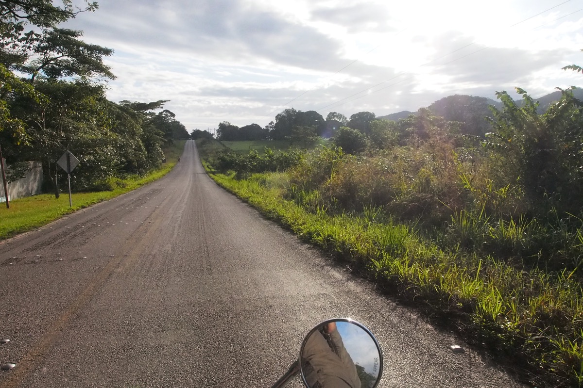 Esa carretera a la frontera con Guatemala parecía algo salido de Jurassic Park