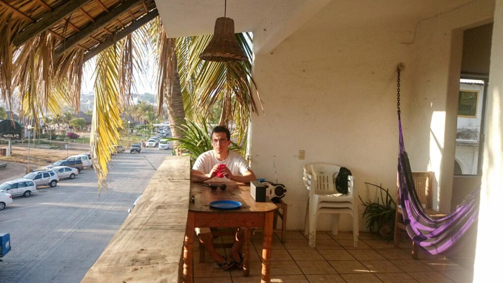 Vista desde el Hostal en el malecón de Puerto Escondido