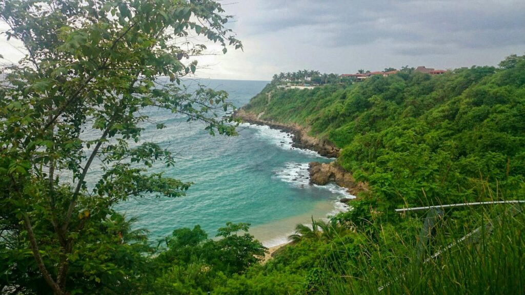 Vista desde el mirador a Playa Carrizalillo