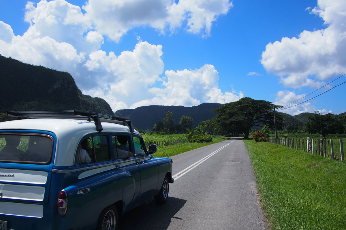 De Trinidad abordamos un “taxi” que nos llevo a de regreso a la Havana